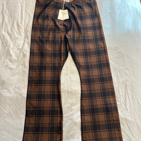 Good American Plaid Flare Pants *NWT* - Picture 6 of 6